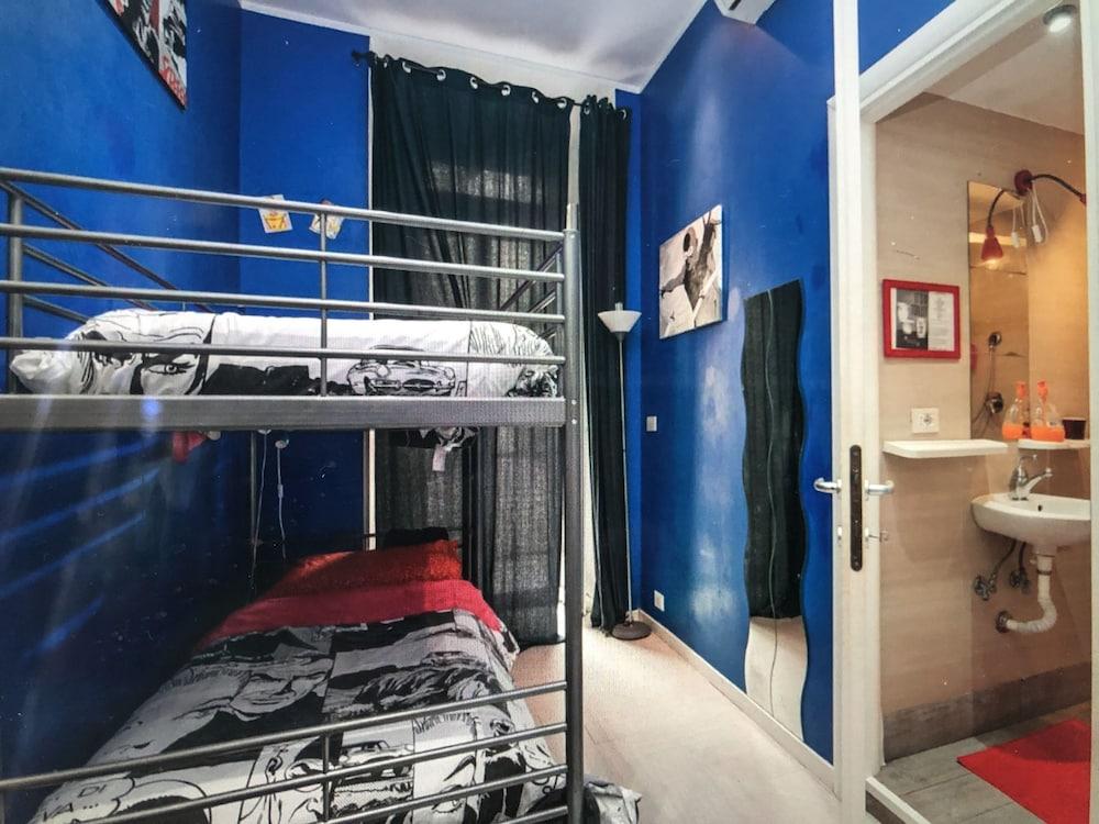 רומא Comics Guesthouse Hostel מראה חיצוני תמונה